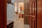 1_Entrance-kitchen