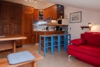 Sofa-kitchen